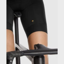 Assos UMA GTV Bib Short C2 Cuissard Femme -Specialized Soldes Boutique assos uma gtv bib short c2 cuissard femme bib pants 1210238 3 43002 7