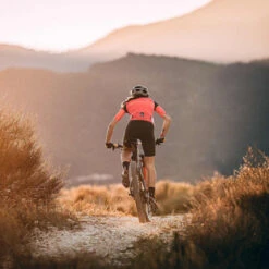 GOBIK Gilet Plus 2.0 -Specialized Soldes Boutique gobik gilet plus 20 jackets 10 04 002 3 41720 2